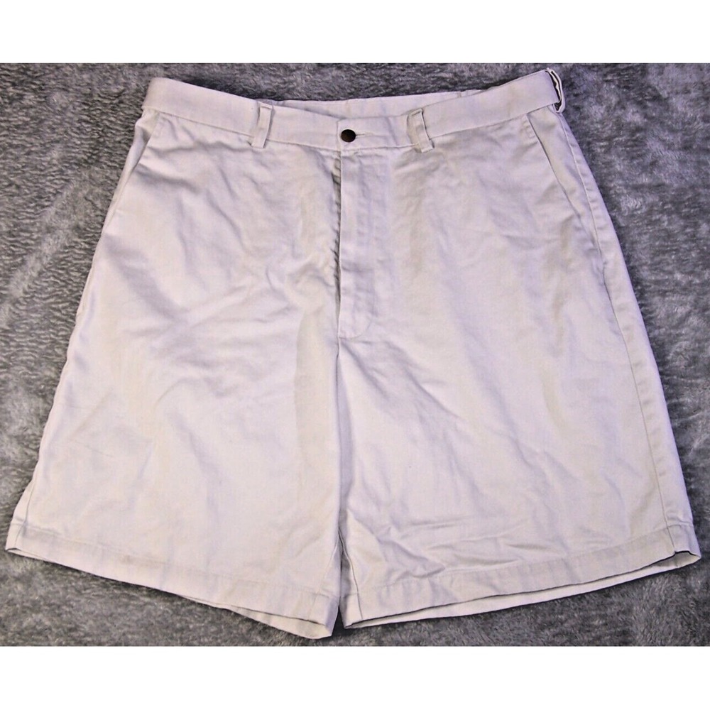 Haggar Shorts‎ Men's 36X8 (Tag 38) Golf Cream Ivory Bermuda